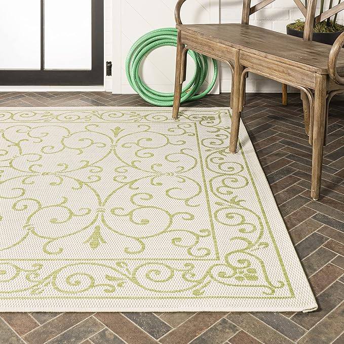 JONATHAN Y Vintage Filigree Indoor Outdoor Area Rug 4X6 Cream/Green, Charleston Textured Weave for Backyard, Patio, Porch, Easy-Cleaning, High Traffic, Pet-Friendly, Non-Shedding (SMB106I-4)