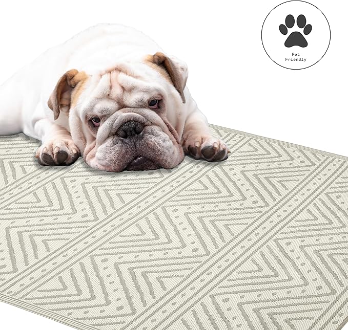 Fab Habitat Chevron Outdoor Rug - Waterproof, Fade Resistant, Crease-Free - Premium Recycled Plastic - Striped - Porch, Deck, Balcony, Mudroom, Laundry Room, Patio - Patan - Beige - 3 x 5 ft