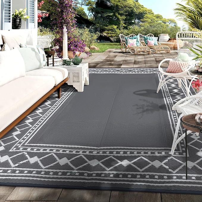 Garvee Outdoor Rug 8 x 10 Patio Waterproof, Foldable Reversible Plastic Straw Area Rugs Mat for Camper Decor, Outside Carpet for Rv, Deck, Porch, Picnic, Beach, Balcony (White/Grey)