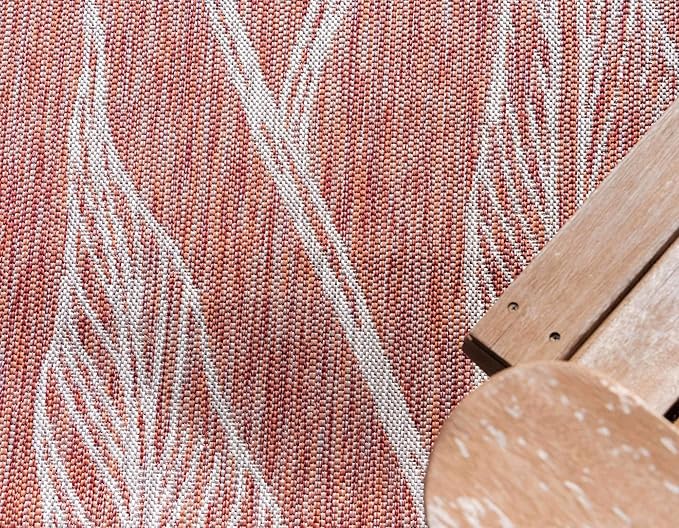 Unique Loom Outdoor Botanical Collection Area Rug - Leaf (4' 1" Round, Rust Red/ Gray)