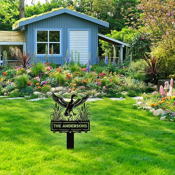 Custom Metal Garden Sign with Stake, Personalized Duck Garden Signs for Outside, Customized Garden Name Signs for Yard Lawn Outdoor Decor Gardening Gifts for Moms Grandmas Gardeners