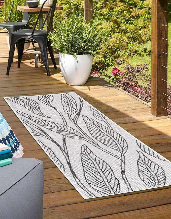 Unique Loom Outdoor Botanical Collection Area Rug - Leaf (2' x 6' 1" Runner, Charcoal Ivory)
