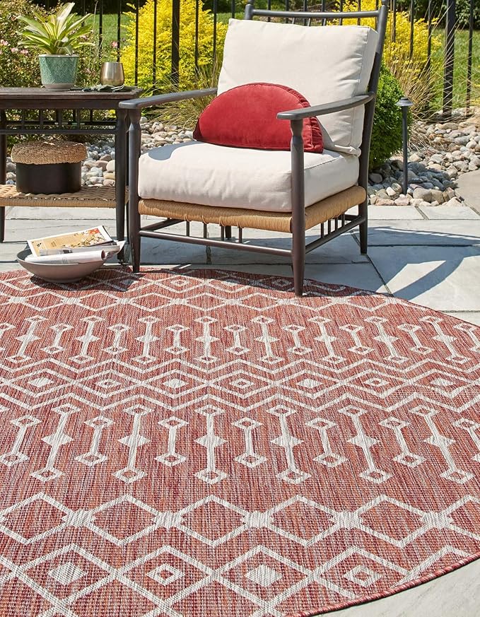 Unique Loom Outdoor Trellis Collection Area Rug - Tribal Trellis (3' 3" Round, Rust Red/ Ivory)
