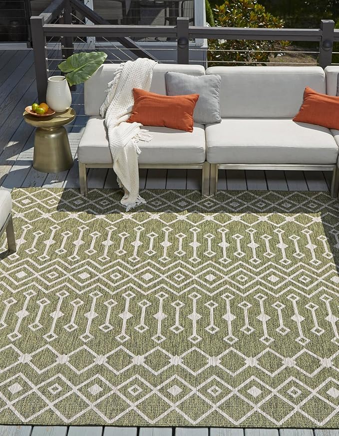 Unique Loom Outdoor Trellis Collection Area Rug - Tribal Trellis (7' 10" Square, Green/ Natural)