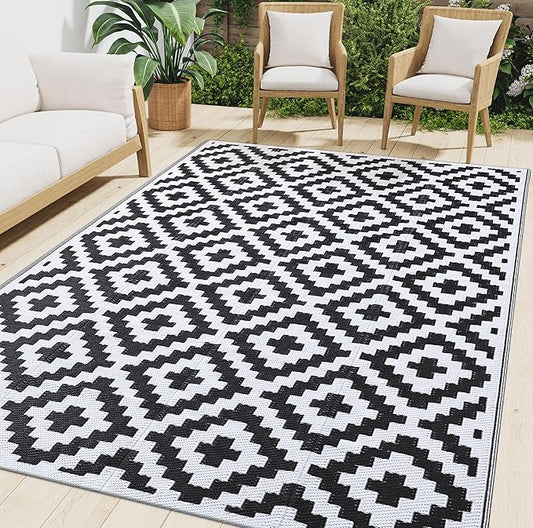 Smiry Waterproof Outdoor Rug 10X14 ft, Reversible Plastic Straw Patio Camping Rugs, Outdoor Indoor RV Mat Carpet for Patio, Outside Entry, Backyard, Deck, Bench, Picnic, Camper, Black & White
