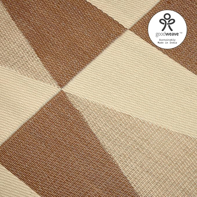 Fab Habitat Geometric Modern Minimalist Outdoor Rug - Waterproof, Crease-Free Fade Resistant, Reversible - Recycled Plastic - Patio Porch Balcony Deck Yard Garden - Tuscon Natural - 4x6 ft