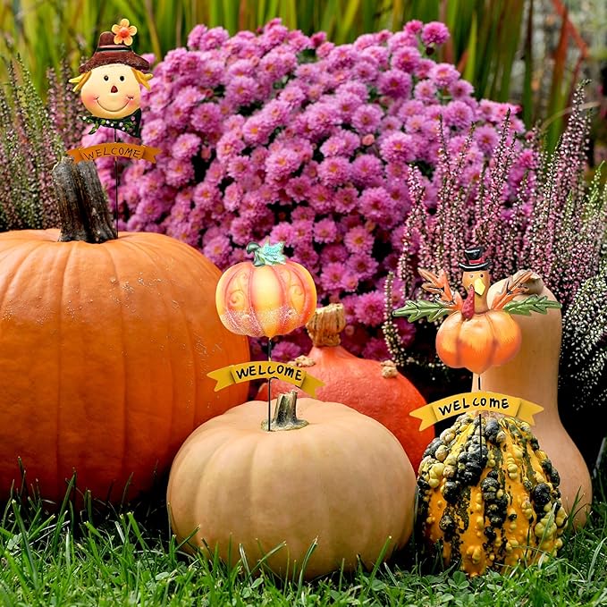 Fall Thanksgiving Halloween Garden Stakes, 3 Pcs Vintage Handmade Metal Yard Decors Featuring Pumpkin, Scarecrow & Turkey, Seasonal Outdoor Lawn & Indoor Décor, for Home & Garden Lovers