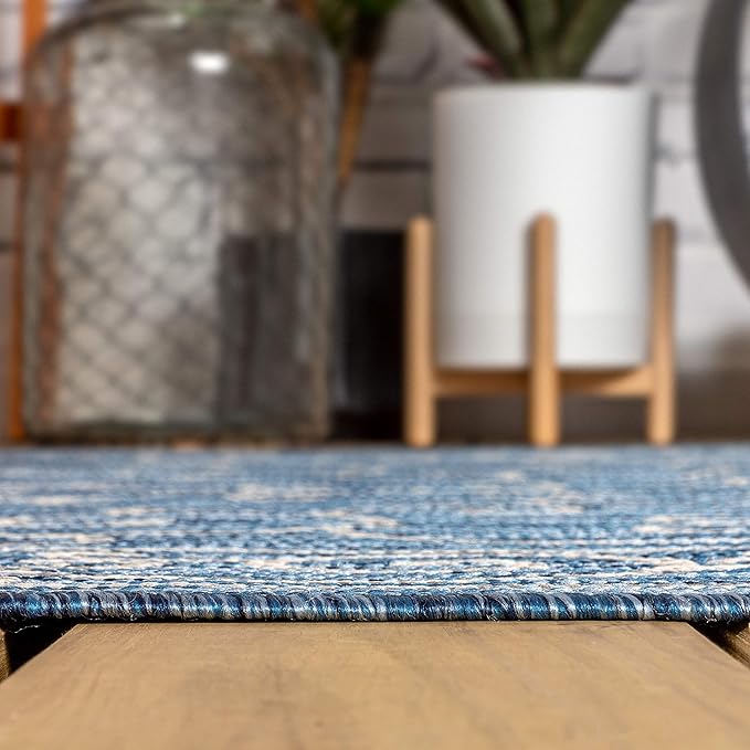 JONATHAN Y Vintage Filigree Indoor Outdoor Square Area Rug 5X5 Navy/Gray, Charleston Textured Weave for Backyard, Patio, Porch, Easy-Cleaning, High Traffic, Pet-Friendly, Non-Shedding (SMB106D-5SQ)
