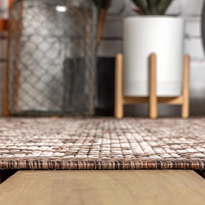 JONATHAN Y Vintage Filigree Indoor Outdoor Square Area Rug 5X5 Taupe/Espresso, Madrid Textured Weave for Backyard, Patio, Porch, Easy-Cleaning, High Traffic, Pet-Friendly, Non-Shedding (SMB107C-5SQ)