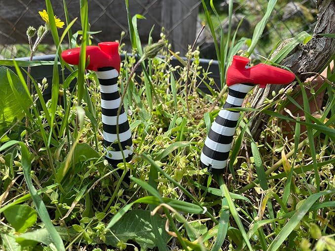 Wicked Witch Legs Mini Plant Pot Decor – Fun Halloween Planter, Spooky Home Decor, Unique Planter for Indoor & Outdoor Plants
