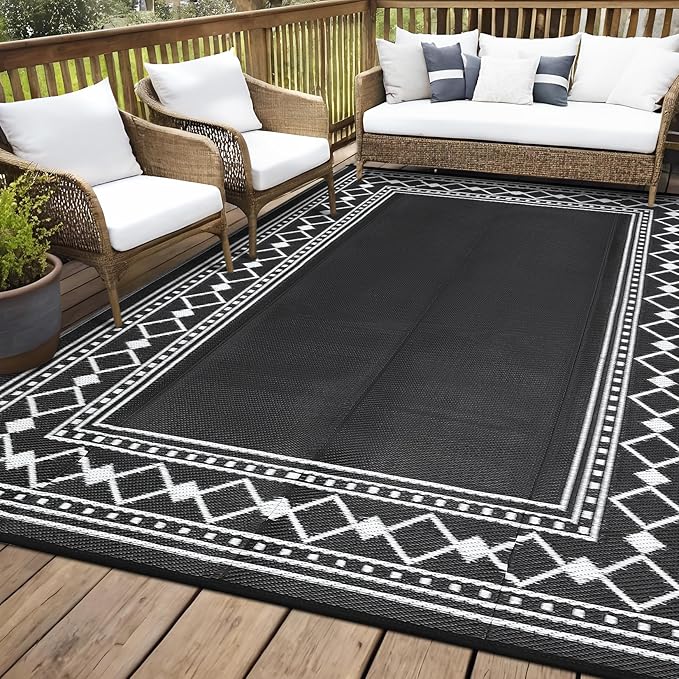 8x10 Outdoor Rug,Waterproof Geometric Plastic Straw Carpet,Easy Cleaning Folding Uv Resistant Picnic Camping Mat,Lightweight Outdoor Carpet,Black/White