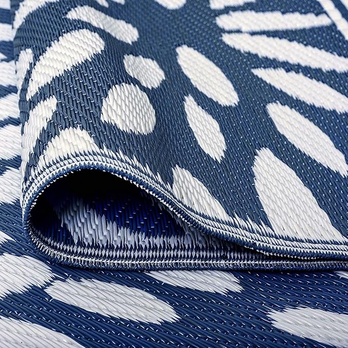 Tayse Nuala Navy Reversible Plastic Straw Small Outdoor Rug 4x6 for Patios Garden Picnic Camping Mats Waterproof and Washable