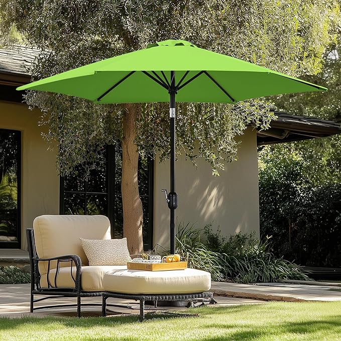 Yaheetech Patio Umbrella, 9FT Outdoor Table Market Umbrella with Push Button Tilt and Crank, Yard Sun Shade with Sturdy Ribs for Garden, Deck, Backyard, Pool, Grass Green