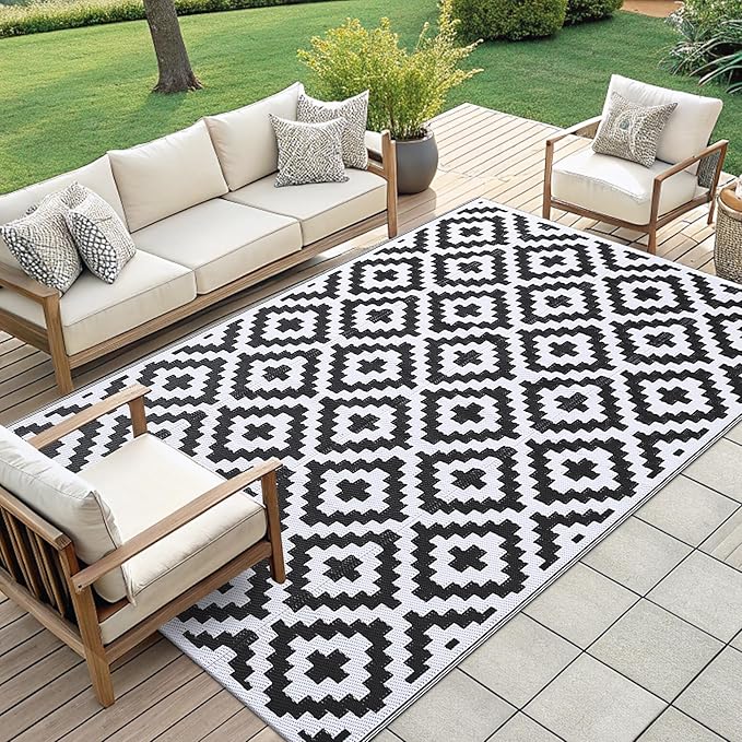 Smiry Waterproof Outdoor Rug 9X18 ft, Reversible Plastic Straw Patio Camping Rugs, Outdoor Indoor RV Mat Carpet for Patio, Outside Entry, Backyard, Deck, Bench, Picnic, Camper, Black & White