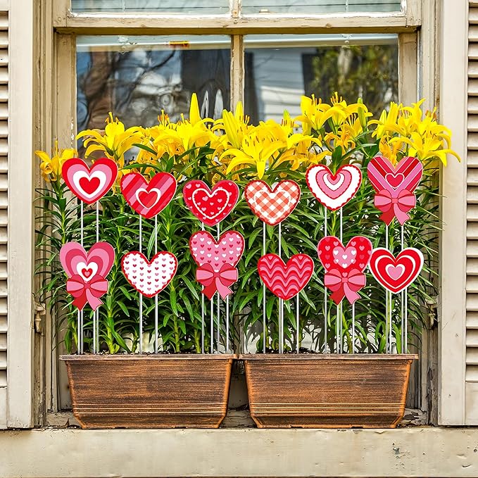 Iceyyyy 12 Pcs Valentine’s Day Heart Shape Planter Stakes-14.6 Inch Heart Decorative Graden Yard Stakes-Valentines Plant Yard Signs for Home Anniversary Party Outdoor Lawn Decor