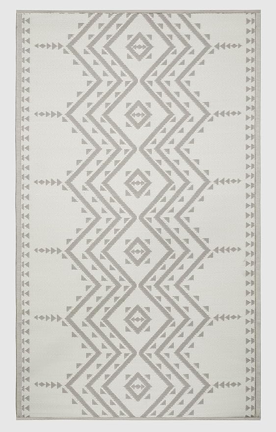 Fab Habitat Aztec Outdoor Rug - Waterproof, Fade Resistant, Crease-Free - Premium Recycled Plastic - Striped - Patio, Porch, Deck, Balcony - Ojai - Beige - 5 x 8 ft