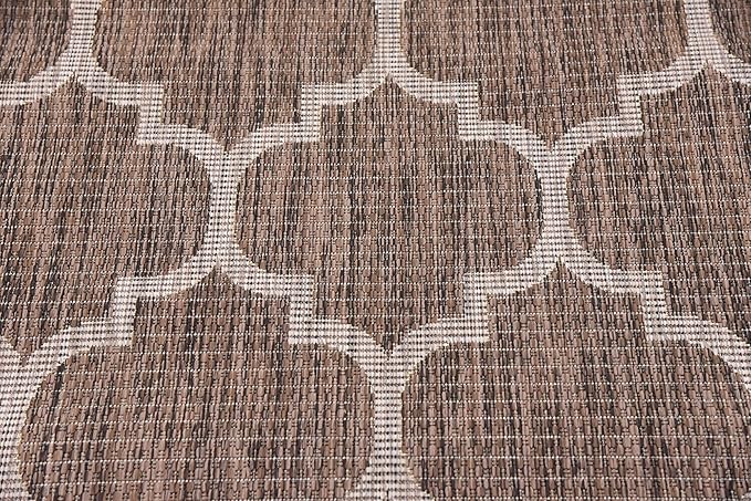Unique Loom Outdoor Trellis Collection Area Rug (4' 1" x 6' 1" Rectangle, Brown/ Ivory)