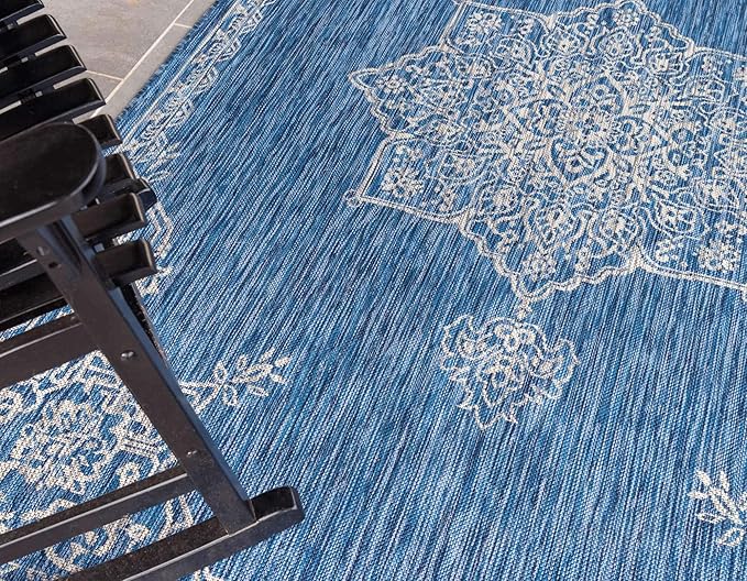 Unique Loom Outdoor Traditional Collection Area Rug - Antique (7' 1" x 10' Rectangle, Blue/ Gray)