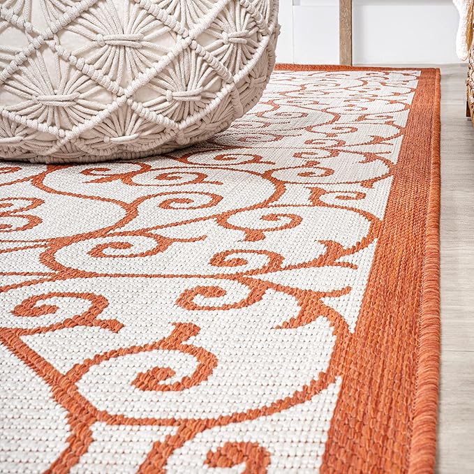 JONATHAN Y Vintage Filigree Indoor Outdoor Square Area Rug 5X5 Cream/Orange, Madrid Textured Weave for Backyard, Patio, Porch, Easy-Cleaning, High Traffic, Pet-Friendly, Non-Shedding (SMB107L-5SQ)