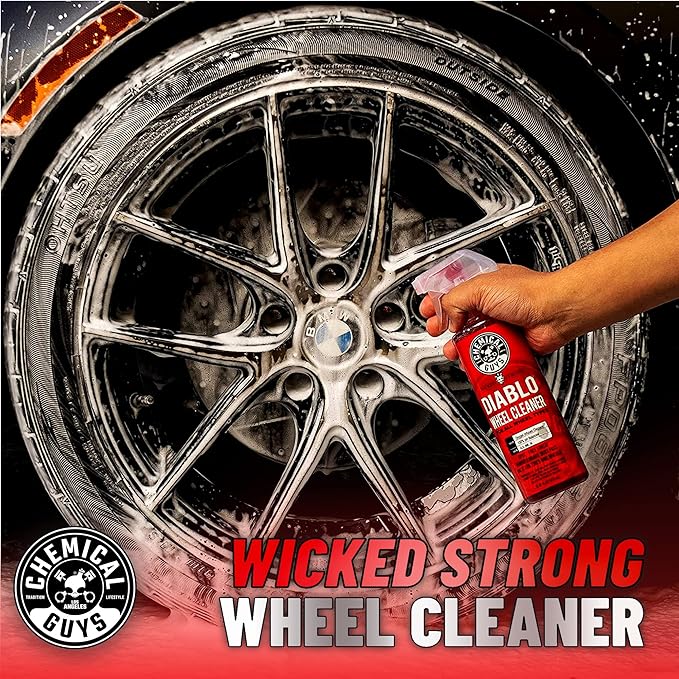 Chemical Guys CWS20764CW 14-Piece Arsenal Builder Car Wash Kit W/Foam Gun, Bucket & 5-16 oz Car Care Cleaning Chemicals (Works w/Garden Hose) + Extreme Bodywash & Wax Foaming Car Wash Soap 64 oz