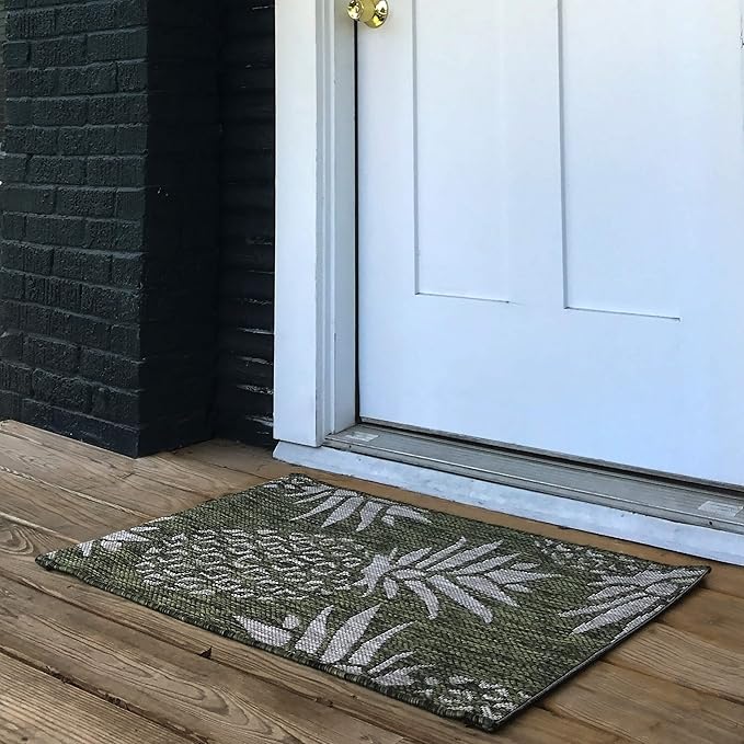 LR Home Ox Bay Caleb Green/Taupe Coastal Pineapples Indoor/Outdoor Area Rug (Pack of 2)