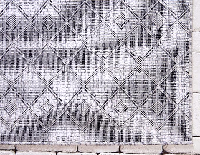 Unique Loom Outdoor Trellis Collection Area Rug - Tribal Trellis (3' 3" x 5' 3" Rectangle, Gray/ Black)