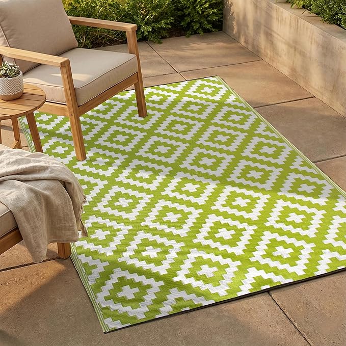 FH Home Outdoor Rug - Waterproof, Fade Resistant, Reversible - Premium Recycled Plastic - Geometric - Patio, Porch, Deck, Balcony - Aztec - Green & White Crease Free - 5 x 8 ft