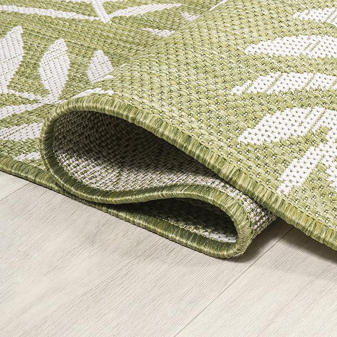 JONATHAN Y Palm Frond Indoor Outdoor Area Rug 8X10 Green/Cream, Nevis for Backyard, Patio, Porch, Easy-Cleaning, High Traffic, Pet-Friendly, Non-Shedding (SMB119D-8)
