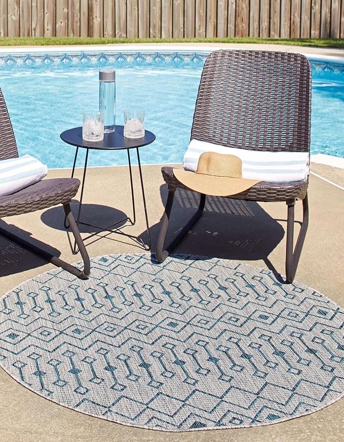 Unique Loom Outdoor Trellis Collection Area Rug - Tribal Trellis (10' 8" Round, Light Blue/ Ivory)