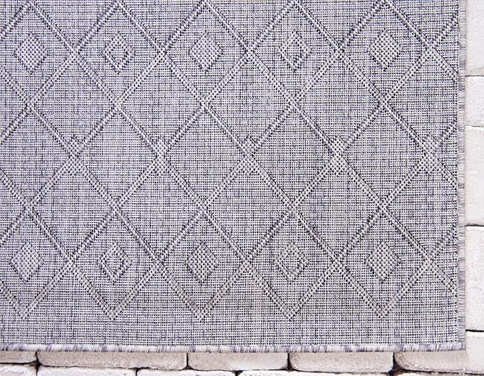Unique Loom Outdoor Trellis Collection Area Rug - Tribal Trellis (4' 1" x 6' 1" Rectangle, Gray/ Black)