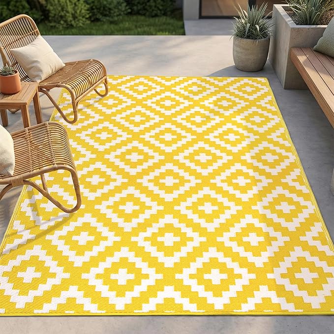 FH Home Outdoor Rug - Waterproof, Fade Resistant, Reversible - Premium Recycled Plastic - Geometric - Porch, Deck, Balcony, Mudroom, Laundry Room, Patio - Aztec - Yellow & White Crease Free - 3 x 5 ft