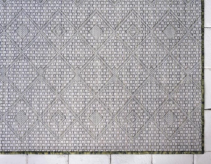 Unique Loom Outdoor Trellis Collection Area Rug - Tribal Trellis (7' 1" x 10' Rectangle, Green/ Natural)