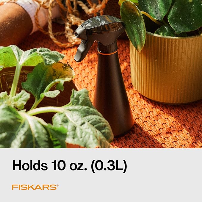 Fiskars Plant Mister Spray Bottle (10 oz), Fine Mist for Indoor or Outdoor Gardening and Delicate Houseplants, Made with Lightweight and Durable Recycled Plastic