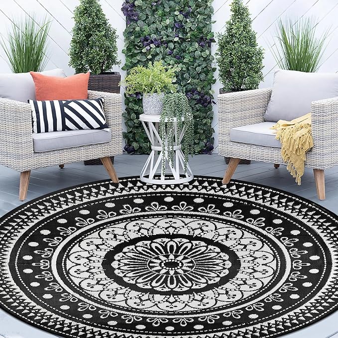 Cekene Round Outdoor Rugs for Patio 8Ft Waterproof Reversible Outdoor Patio Rugs Black Lightweight Plastic Straw Rugs Portable RV Camping Mat Floor Carpet for Deck Porch Picnic BBQ