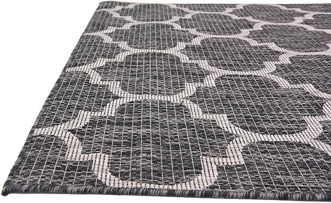 Unique Loom Outdoor Trellis Collection Area Rug (4' 1" x 6' 1" Rectangle, Black/ Ivory)