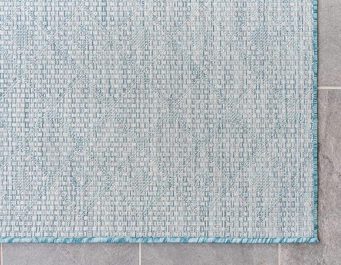 Unique Loom Outdoor Trellis Collection Area Rug - Tribal Trellis (5' 1" x 8' Rectangle, Aqua/ Ivory)