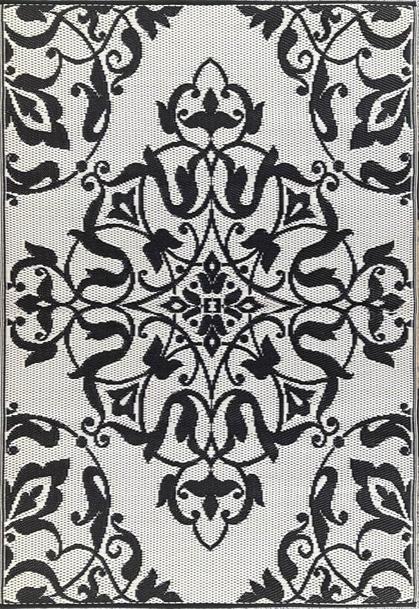 Mad Mats Traditional Outdoor Rug, Reversible Plastic Mat (5' x 8', New Wrought Iron - Black/White)