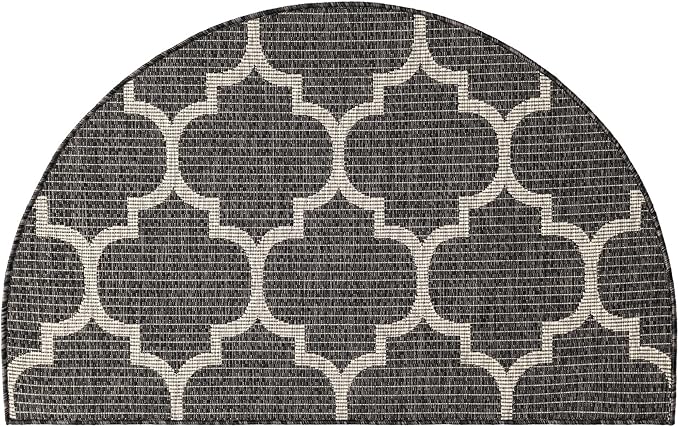 Unique Loom Outdoor Trellis Collection Area Rug (2' 7" x 4' 1" Hearth Black/Ivory)