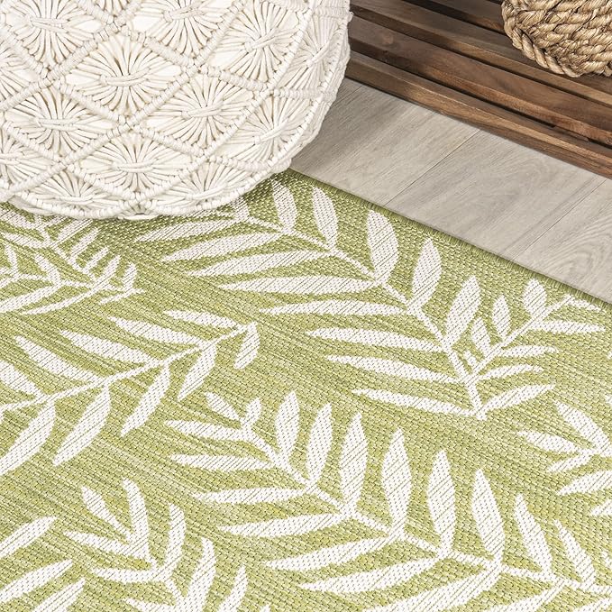 JONATHAN Y Palm Frond Indoor Outdoor Runner Rug 2X10 Green/Cream, Nevis for Backyard, Patio, Porch, Easy-Cleaning, High Traffic, Pet-Friendly, Non-Shedding (SMB119D-210)