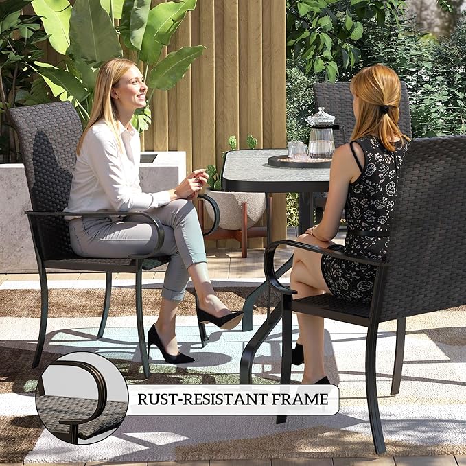 Outsunny Set of 4 Outdoor Wicker Dining Chairs, All-Weather Rattan Armchairs with Armrests, Steel Frame, Highback and Deep Seating, for Garden, Patio, Deck, Yard, Poolside, Brown