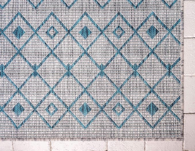 Unique Loom Outdoor Trellis Collection Area Rug - Tribal Trellis (6' 1" x 9' Rectangle, Light Blue/ Ivory)