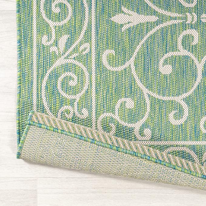 JONATHAN Y Vintage Filigree Indoor Outdoor Runner Rug 2X8 Green/Ivory, Charleston Textured Weave for Backyard, Patio, Porch, Easy-Cleaning, High Traffic, Pet-Friendly, Non-Shedding (SMB106K-28)