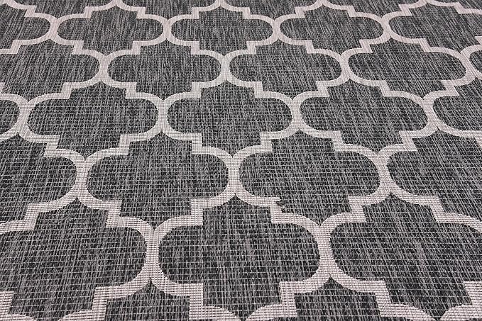 Unique Loom Outdoor Trellis Collection Area Rug (7' 10" x 11' 4" Rectangle, Black/ Ivory)