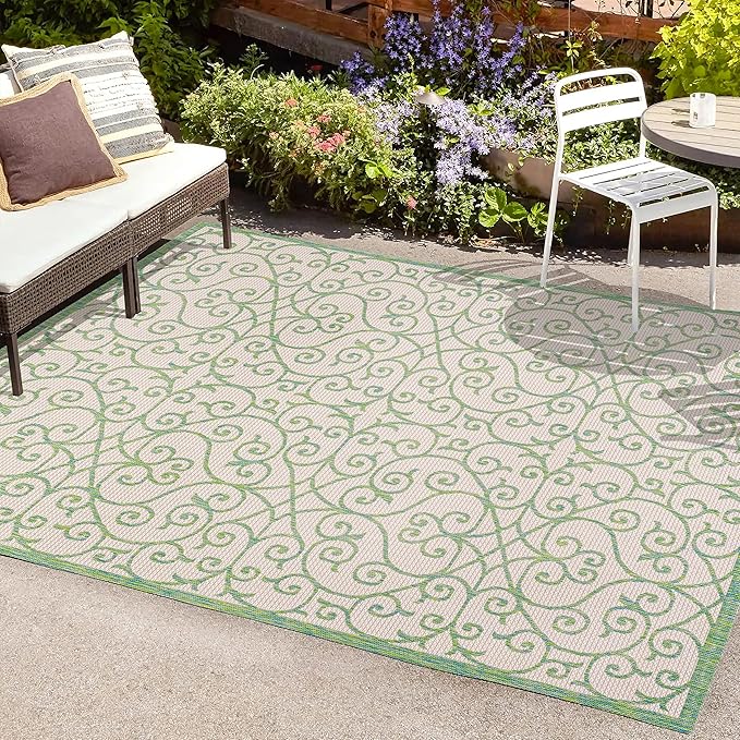 JONATHAN Y Vintage Filigree Indoor Outdoor Area Rug 4X6 Cream/Green, Madrid Textured Weave for Backyard, Patio, Porch, Easy-Cleaning, High Traffic, Pet-Friendly, Non-Shedding (SMB107J-4)