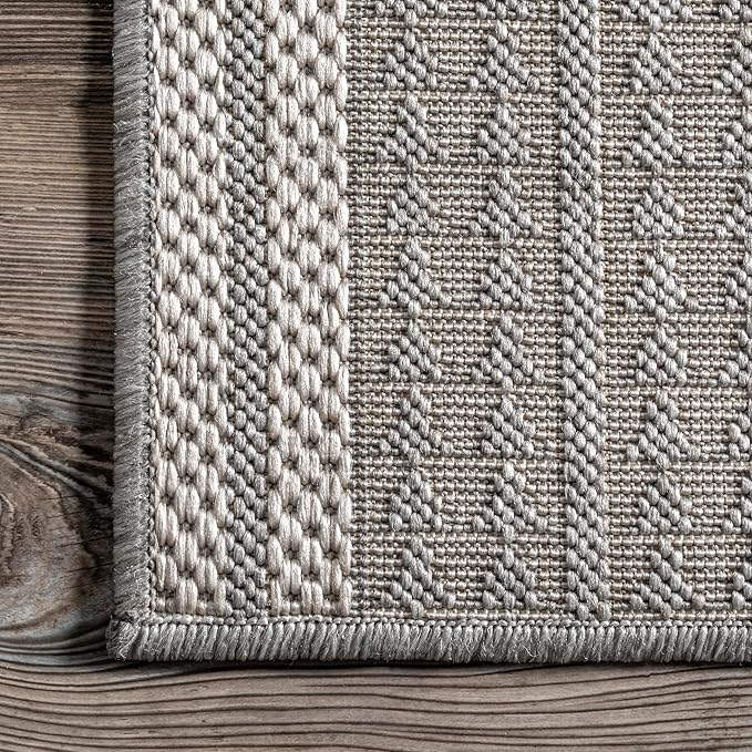 Nuloom Ranya Light Grey/Ivory, 2' x 3', Tribal Geometric, Soft and Cozy, High Traffic, Stain Resistant, Easy Clean, Durable Area Rug for Indoor/Outdoor Patio, Deck, Porch, Garden, Courtyard