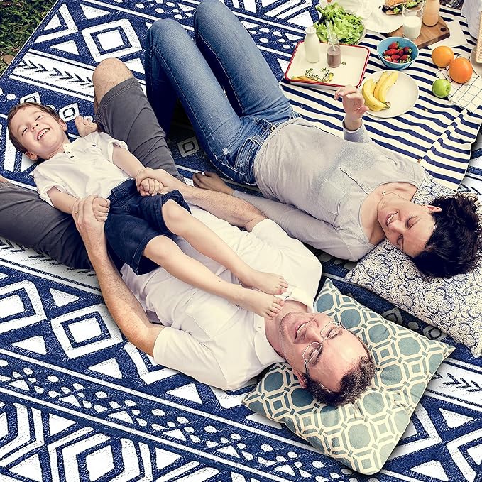 Utopia Home Waterproof Outdoor Rug for Patio 9 x 12 ft, Reversible Plastic Straw Mat for Camping, Picnics, Balcony, Patio, Aztec - Navy & White