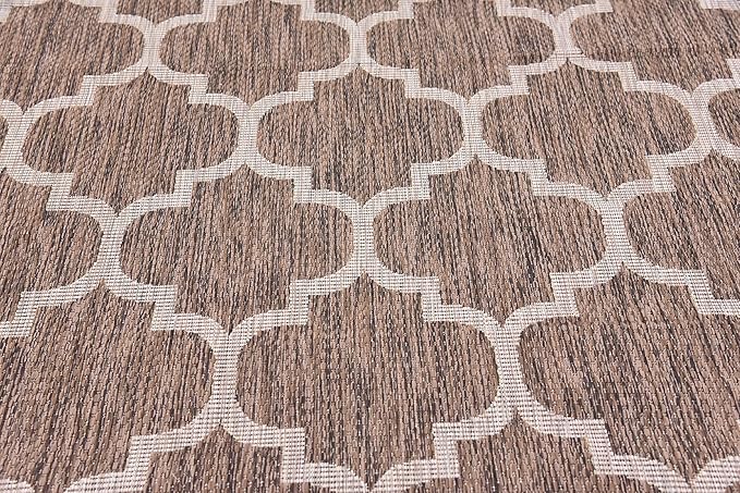 Unique Loom Outdoor Trellis Collection Area Rug (7' 1" x 10' Rectangle, Brown/ Ivory)