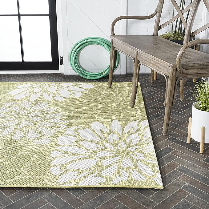JONATHAN Y Floral Textured Weave Indoor Outdoor Area Rug 5X8 Green/Cream, Zinnia Modern for Backyard, Patio, Porch, Easy-Cleaning, High Traffic, Pet-Friendly, Non-Shedding (SMB110H-5)
