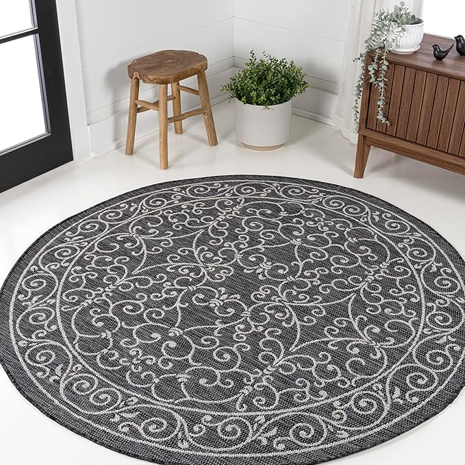 JONATHAN Y Vintage Filigree Indoor Outdoor Round Area Rug 5 Ft Black/Gray, Charleston Textured Weave for Backyard, Patio, Porch, Easy-Cleaning, High Traffic, Pet-Friendly, Non-Shedding (SMB106G-5R)