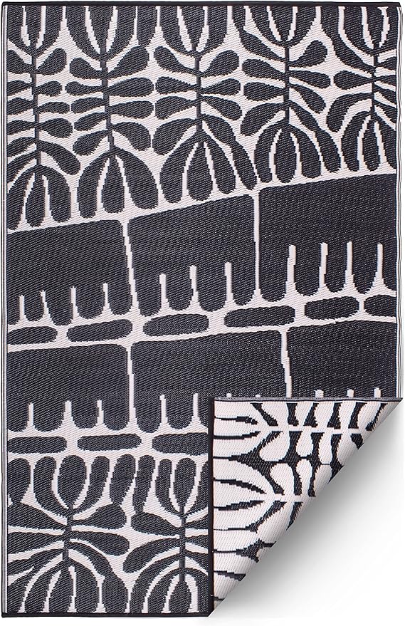 Fab Habitat Tribal Matisse Outdoor Rug - Waterproof, Fade Resistant, Crease-Free, Reversible - Premium Recycled Plastic - Patio Porch Balcony Deck - Serowe Blackwhite - 8x10 ft